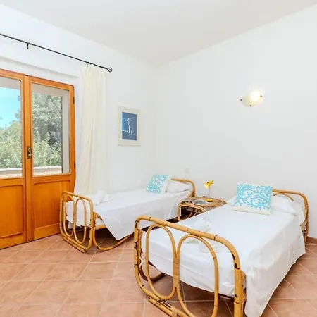 Panoramic Terrace Over Tavolara - Relax And Sea View Apartamento