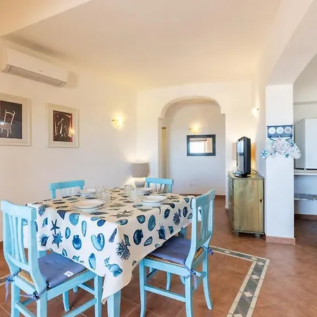 Apartamento Panoramic Terrace Over Tavolara - Relax And Sea View